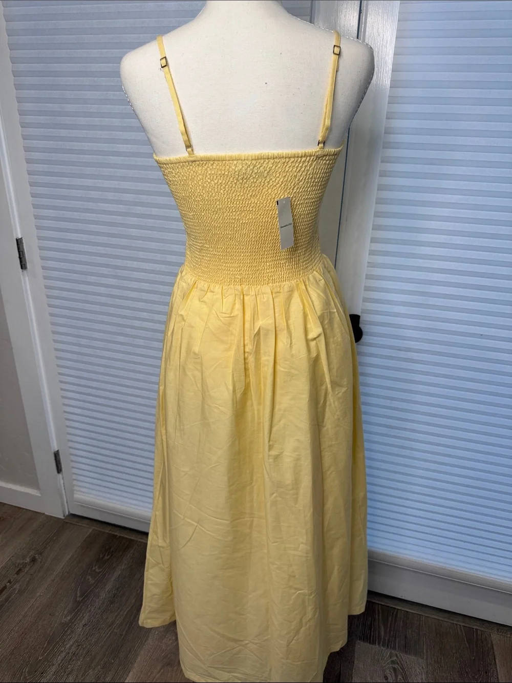 Abercrombie & Fitch Yellow Smocked Spaghetti-Strap Maxi Dress Small Tall MK1326